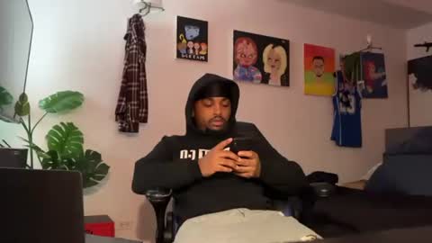 Brownskinshortyy online show from November 17, 5:38 pm