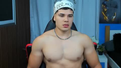 Snapshot of bruno_coleman chatting on October 15, 12:13 pm Bruno coleman online show from October 15, 12:13 pm