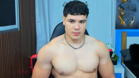 Snapshot of bruno_coleman chatting on October 25, 6:26 am Bruno coleman online show from October 25, 6:26 am