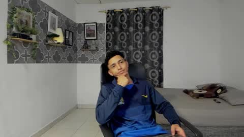 bruno_snow online show from January 8, 4:07 am