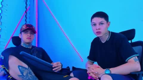 Snapshot of bruno_wild chatting on October 9, 12:37 am Bruno wild online show from October 9, 12:37 am