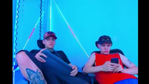 Snapshot of bruno_wild chatting on September 12, 6:08 pm Bruno wild online show from September 12, 6:08 pm