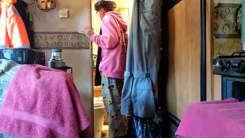 Steve... aka SkinnieDippin aka TimberTramp online show from December 2, 8:09 pm