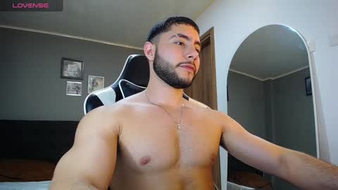 bryan_oficials online show from December 28, 12:57 am