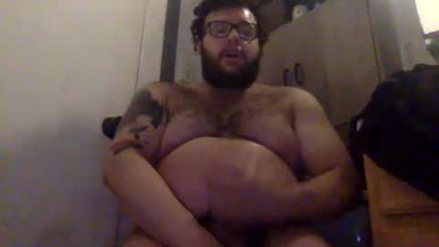 Snapshot of bttmchub98 chatting on September 16, 12:34 am bttmchub98 online show from September 16, 12:34 am