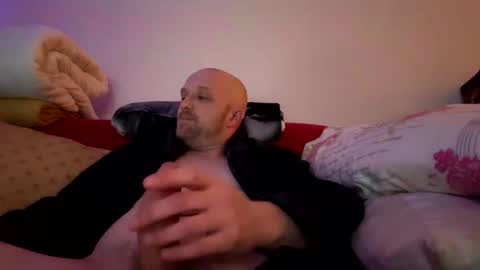 budgie1095 online show from January 20, 10:04 pm