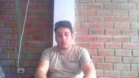 builtfpleasure online show from November 7, 7:06 pm