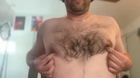 bumlover4567 online show from April 4, 7:44 pm