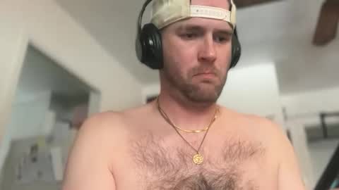 bumlover4567 online show from April 16, 9:39 pm