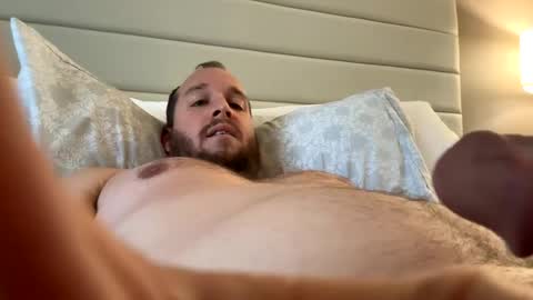 Snapshot of bunkdidlun chatting on December 10, 10:49 pm bunkdidlun online show from December 10, 10:49 pm