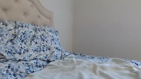 Snapshot of bunkdidlun chatting on September 27, 2:48 pm bunkdidlun online show from September 27, 2:48 pm