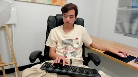 bunny online show from December 17, 12:45 pm