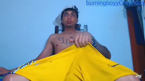 Snapshot of burningboyy chatting on January 31, 11:24 am  independiente online show from January 31, 11:24 am