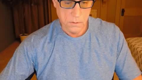 Miles online show from December 16, 9:03 am