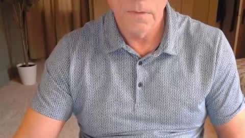 Miles online show from January 6, 5:27 pm