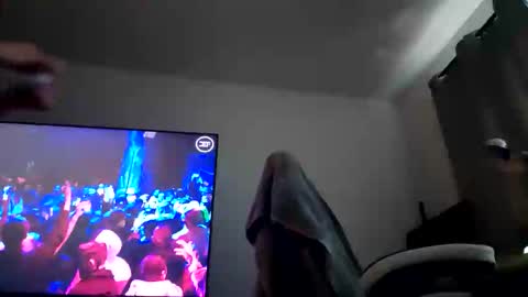 Snapshot of bwall1425 chatting on October 29, 7:39 pm bwall1425 online show from October 29, 7:39 pm