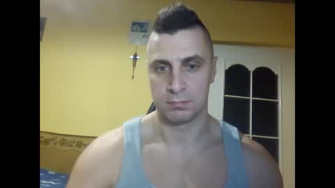 bzykacz1988 online show from December 8, 9:19 pm