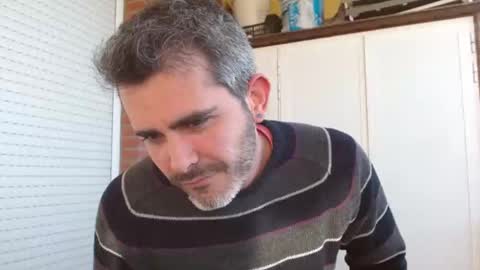 Collin Farrel online show from February 6, 8:39 am