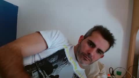 Collin Farrel online show from January 15, 1:20 pm