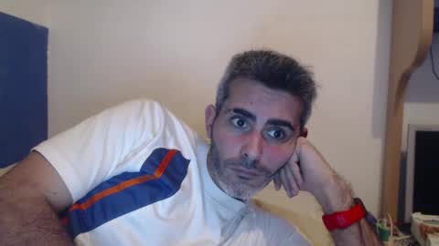 Collin Farrel online show from December 7, 9:11 pm