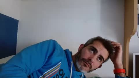 Collin Farrel online show from January 25, 1:30 pm