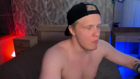 James online show from April 20, 11:29 pm