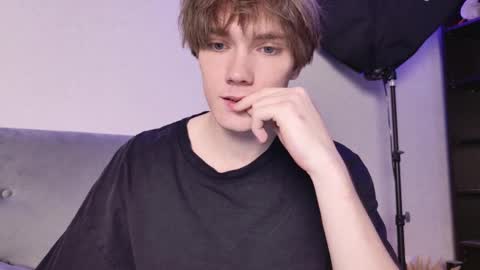 Nick online show from October 15, 10:17 pm