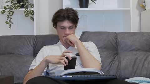 Calvin online show from February 2, 7:57 pm