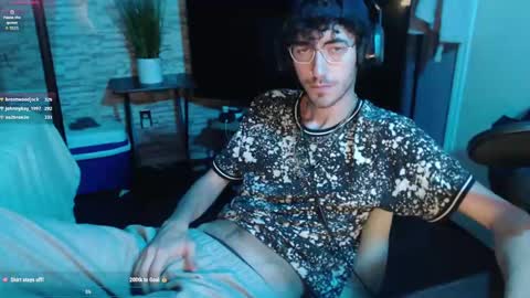 Snapshot of calvin_tanner chatting on October 2, 2:26 am calvin_tanner online show from October 2, 2:26 am