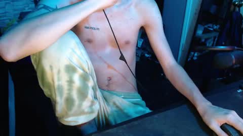 Snapshot of calvin_tanner chatting on September 15, 2:36 am calvin_tanner online show from September 15, 2:36 am