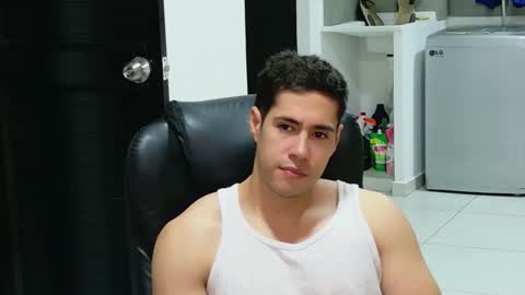 camara110 online show from May 4, 2:13 am