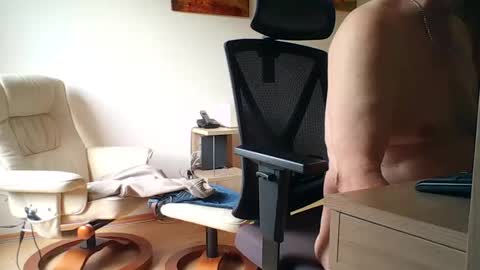 camcologne online show from November 3, 12:09 pm