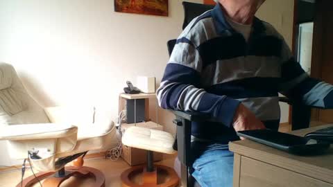 camcologne online show from April 12, 1:45 pm