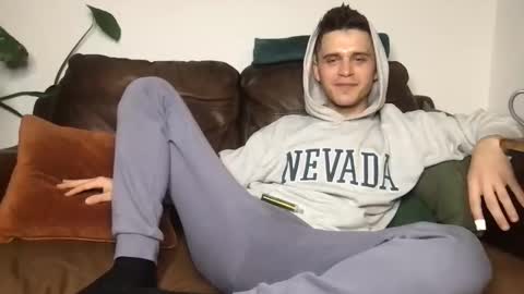 CamDoAttitude online show from November 26, 9:51 pm