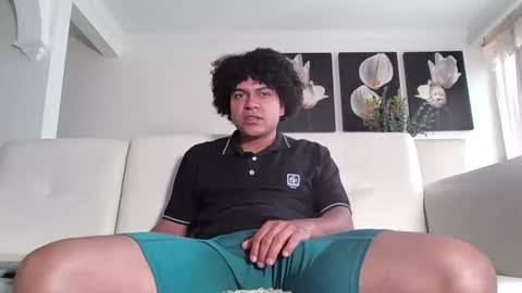 Stiven online show from October 11, 5:39 pm