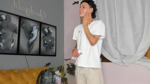 Camillo Virgil online show from November 29, 10:50 am