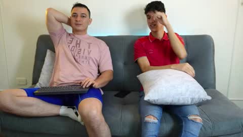 Snapshot of camilo_stark chatting on January 16, 1:58 pm Camilo online show from January 16, 1:58 pm