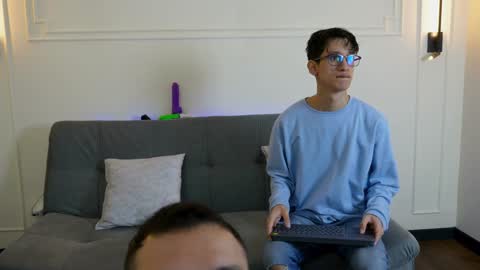 Snapshot of camilo_stark chatting on January 23, 2:17 pm Camilo online show from January 23, 2:17 pm