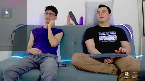 Snapshot of camilo_stark chatting on March 8, 9:08 pm Camilo online show from March 8, 9:08 pm