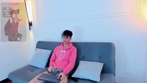 Snapshot of camilo_stark chatting on October 22, 3:54 am Camilo online show from October 22, 3:54 am