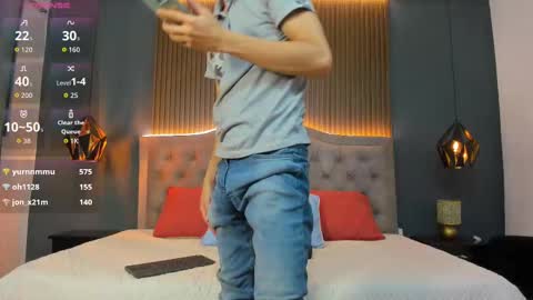 Snapshot of camilo_stark chatting on September 28, 3:26 am Camilo online show from September 28, 3:26 am