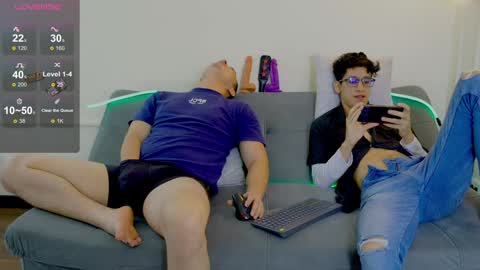 Snapshot of camilo_stark chatting on January 31, 2:39 pm Camilo online show from January 31, 2:39 pm