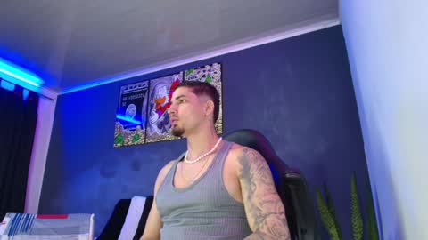 Snapshot of camiloalvarezzz3 chatting on January 13, 1:39 pm CAMILO  online show from January 13, 1:39 pm
