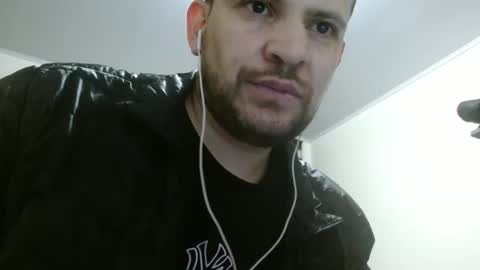 Snapshot of camiloking17 chatting on February 17, 10:14 pm camilo online show from February 17, 10:14 pm