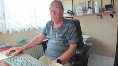 Cammee online show from September 27, 7:39 am