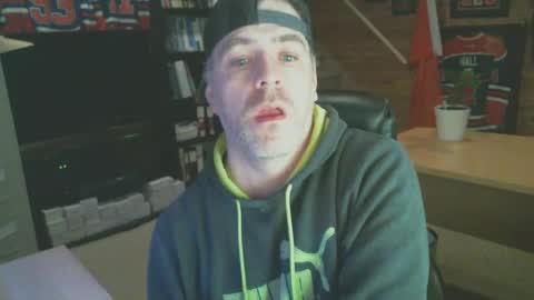 CanadianBacon6969 online show from January 24, 8:13 am