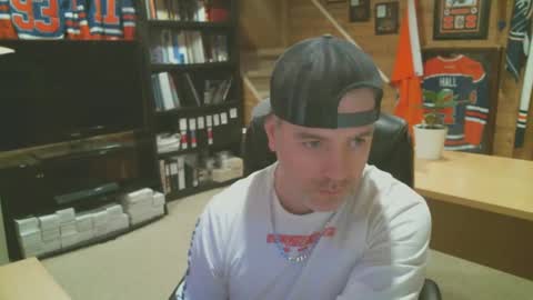 CanadianBacon6969 online show from January 27, 6:52 am