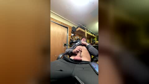 Chris online show from February 5, 3:24 am