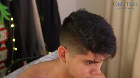 David Capizzi online show from December 11, 2:32 am