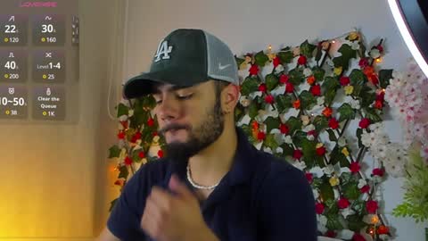 Snapshot of caprywilliams chatting on December 19, 12:56 pm caprywilliams online show from December 19, 12:56 pm